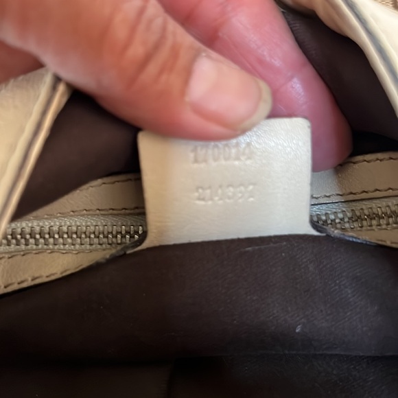 Gucci Hobos Bag - Picture 12 of 15